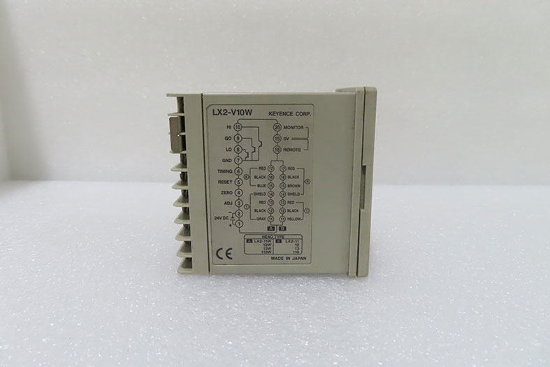 KEYENCE LX2-V10W雷射感測器放大器