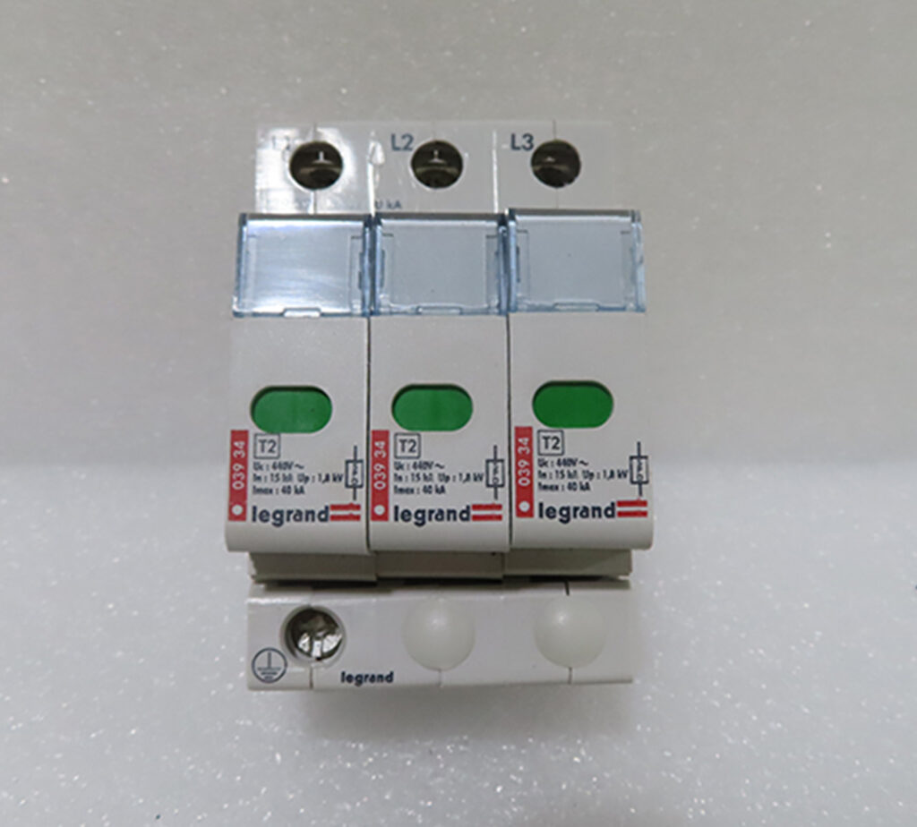 LEGRAND突波保護器14W050