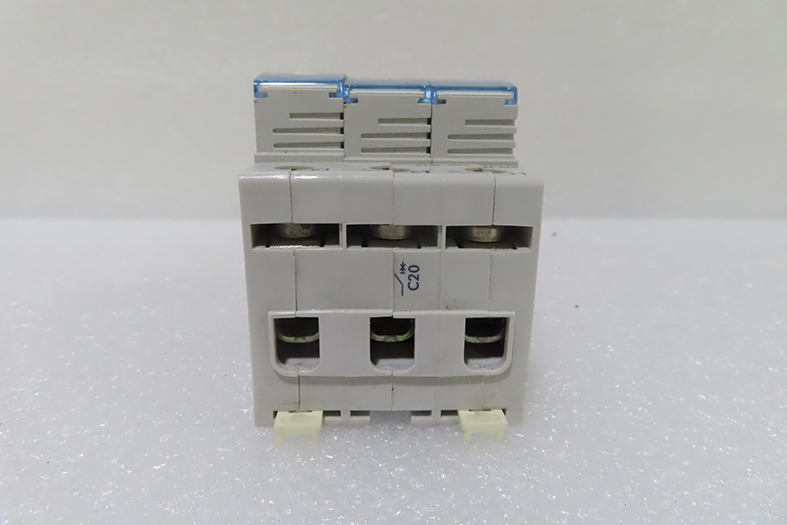 LEGRAND突波保護器14W050